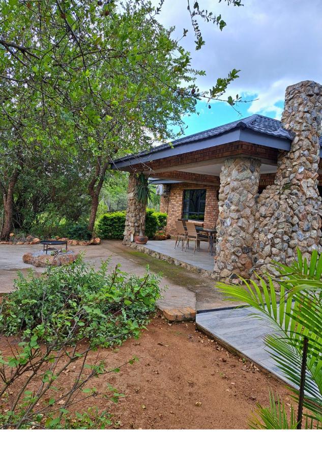 Lion King Villa มาร์ลอทพาร์ค ภายนอก รูปภาพ