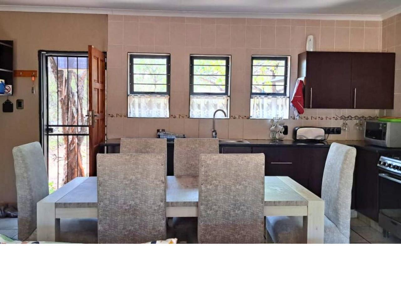 Lion King Villa มาร์ลอทพาร์ค ภายนอก รูปภาพ